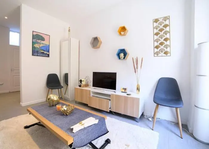Superb With Terrace, Calm And Tranquility Apartment