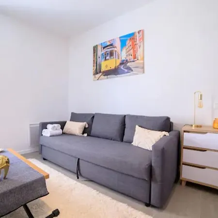 Superb With Terrace, Calm And Tranquility Apartment *